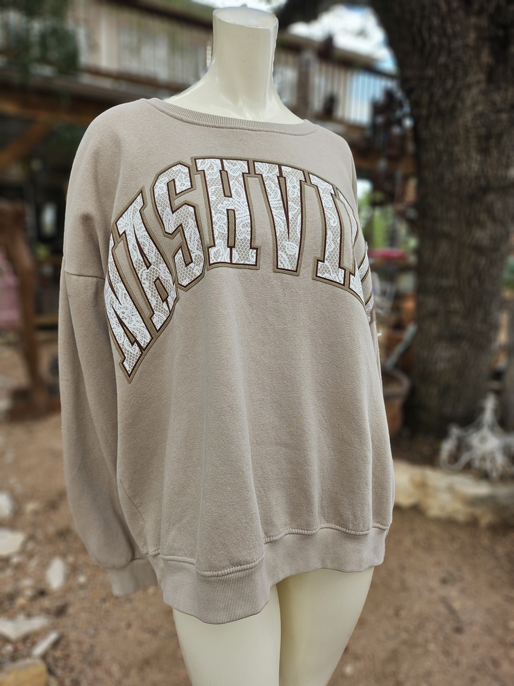 Grand Ole Opry Tan White Lace Nashville Graphic Pullover Sweatshirt XXL